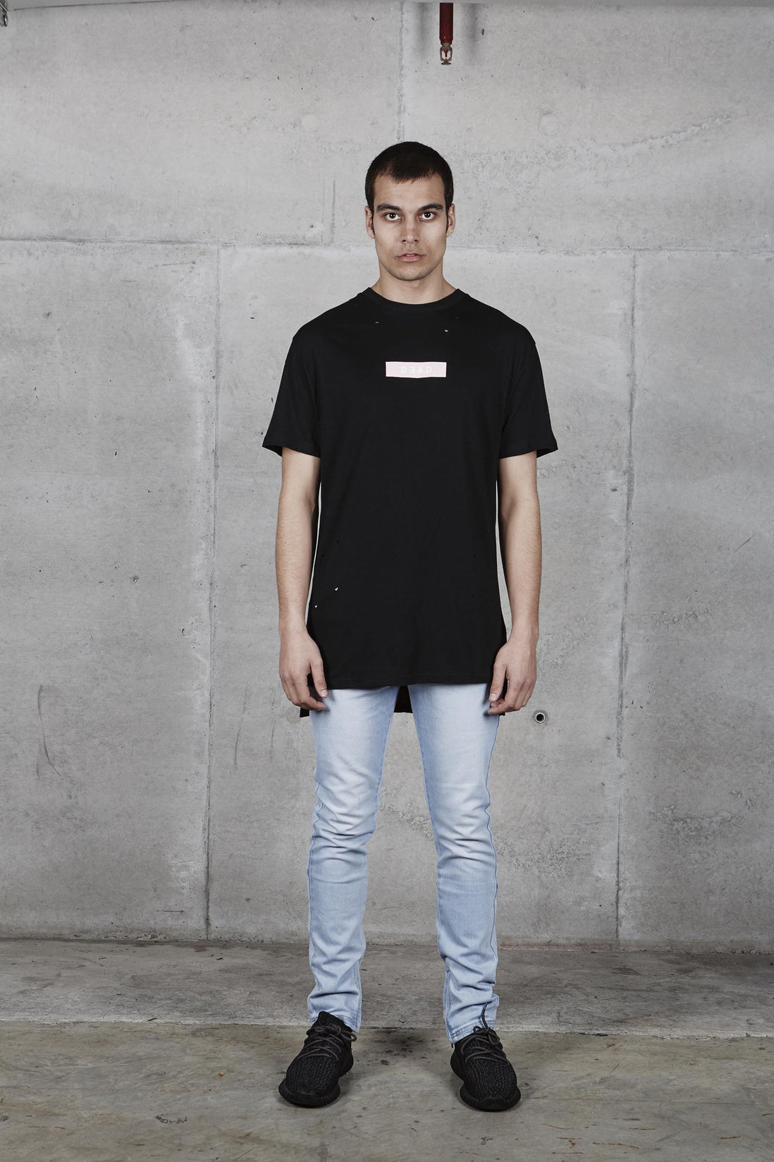 ROSE QUARTZ BOX LOGO TEE - BLACK/PINK