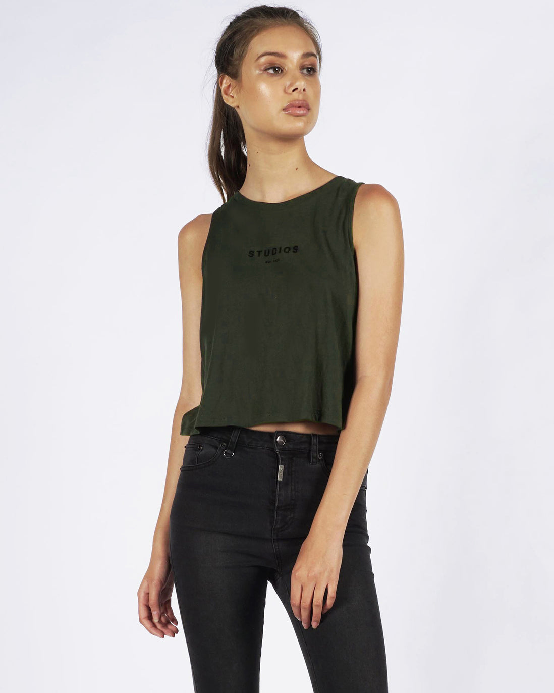 TWISTED CROP MUSCLE - OLIVE