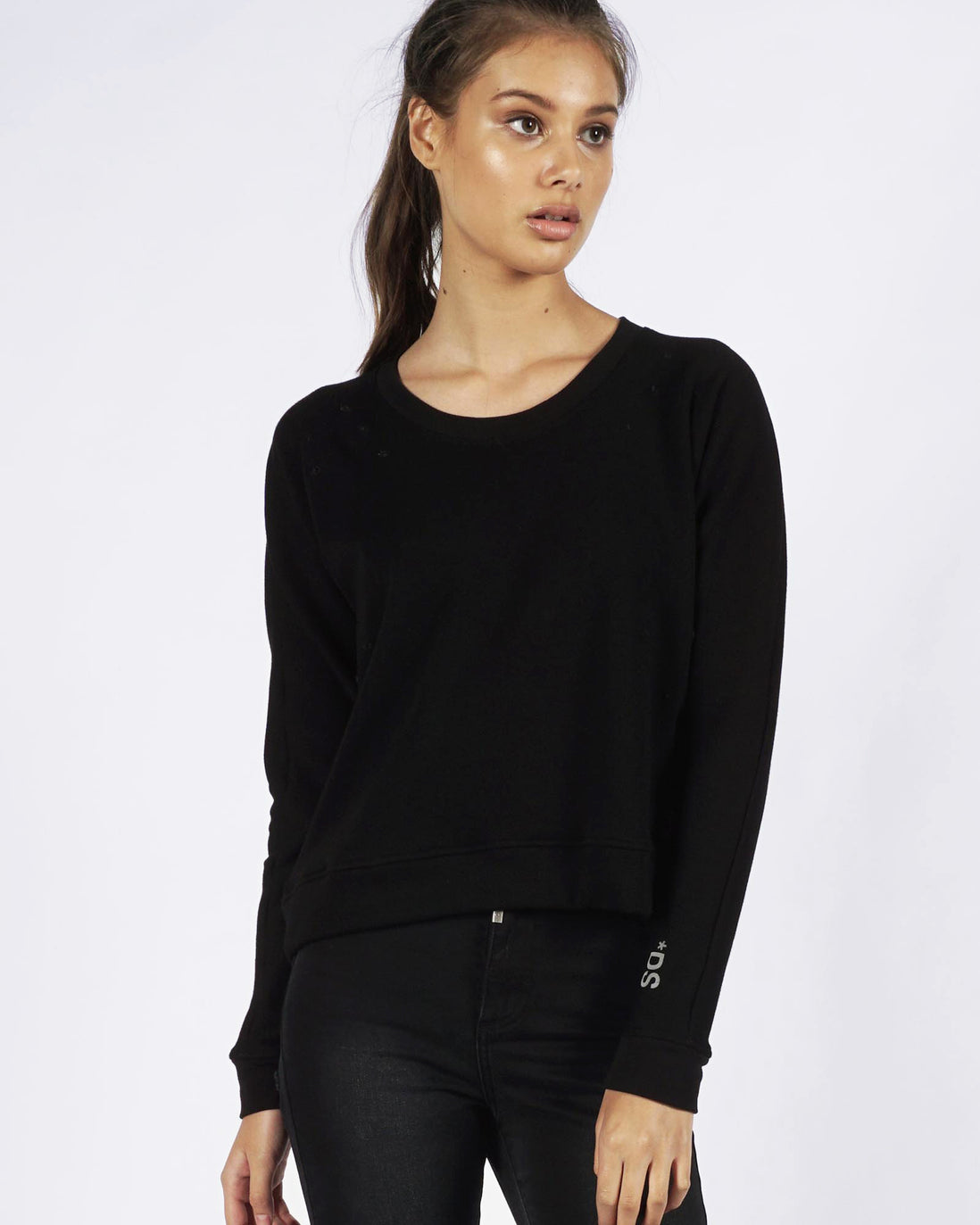 DISTRESSED SWEATER - BLACK