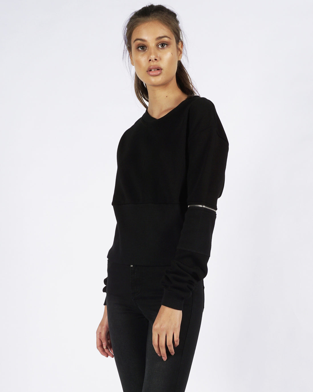 BAILEY SWEATER - BLACK