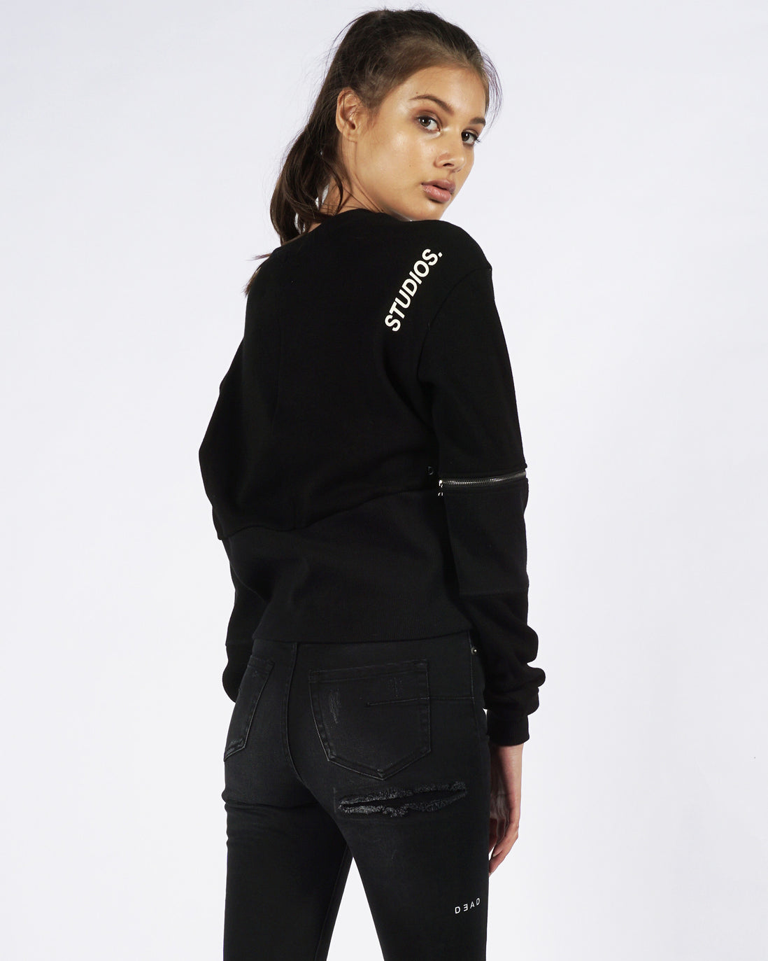 BAILEY SWEATER - BLACK