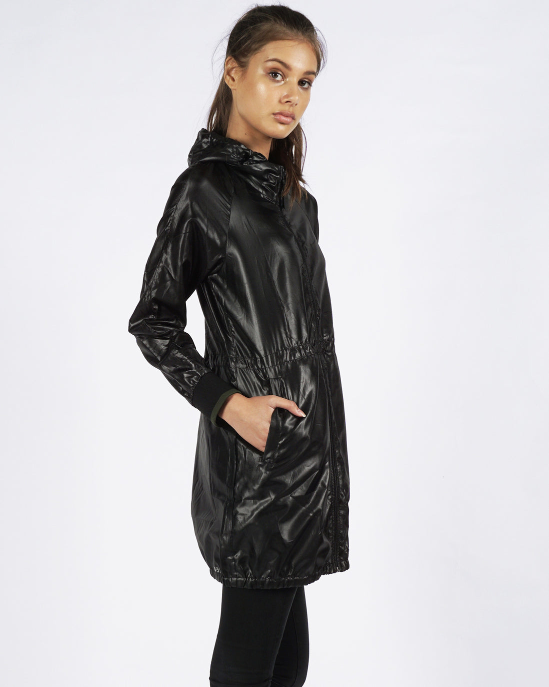 TECH LONG RUNNER JACKET
