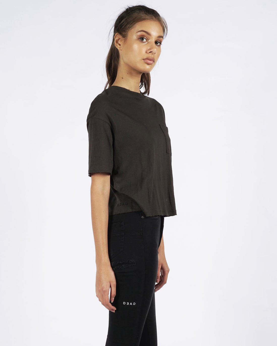 CHLOE POCKET TEE CROP - OLIVE