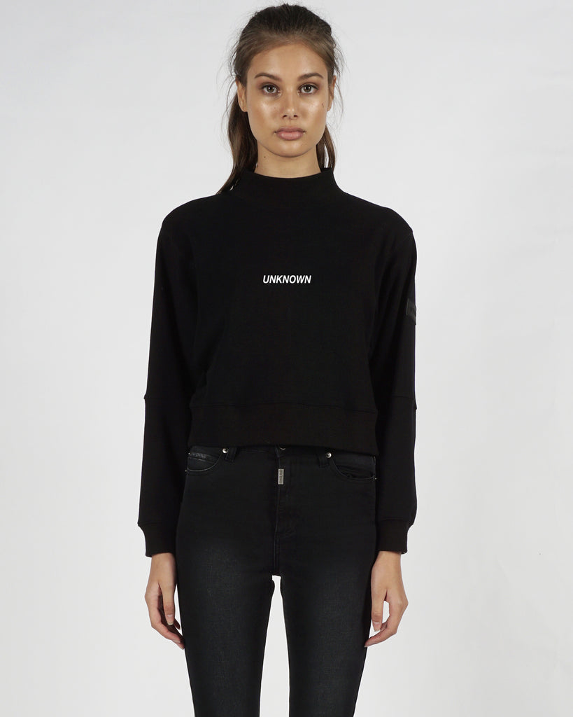 UNKNOWN CROP SWEATER