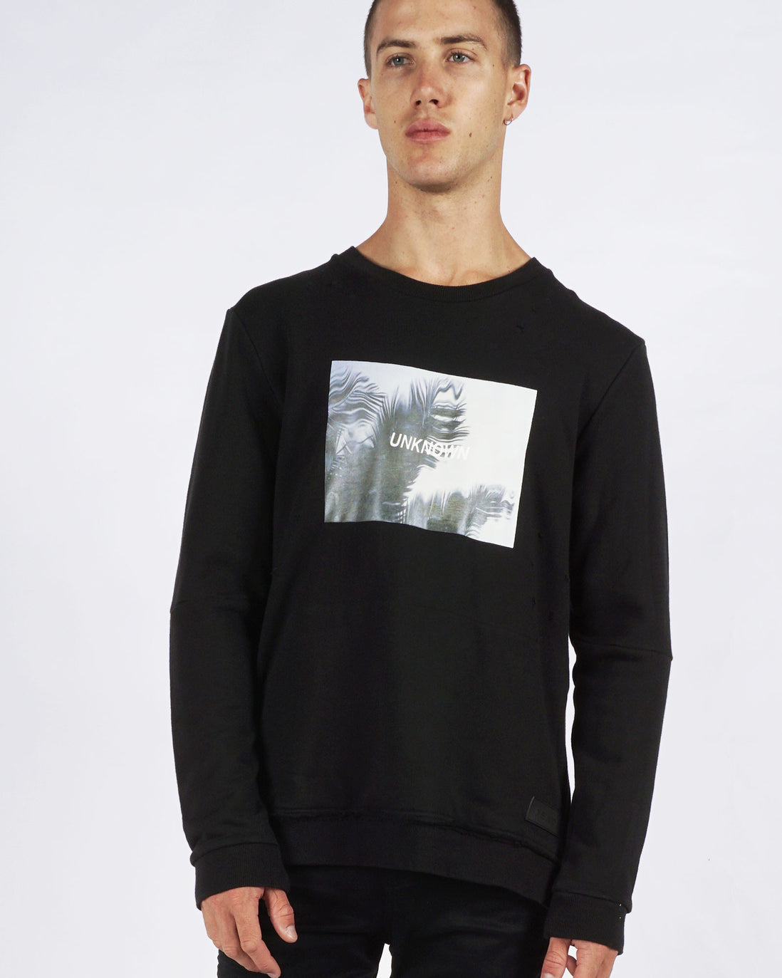 PALM SHADOW SWEATER