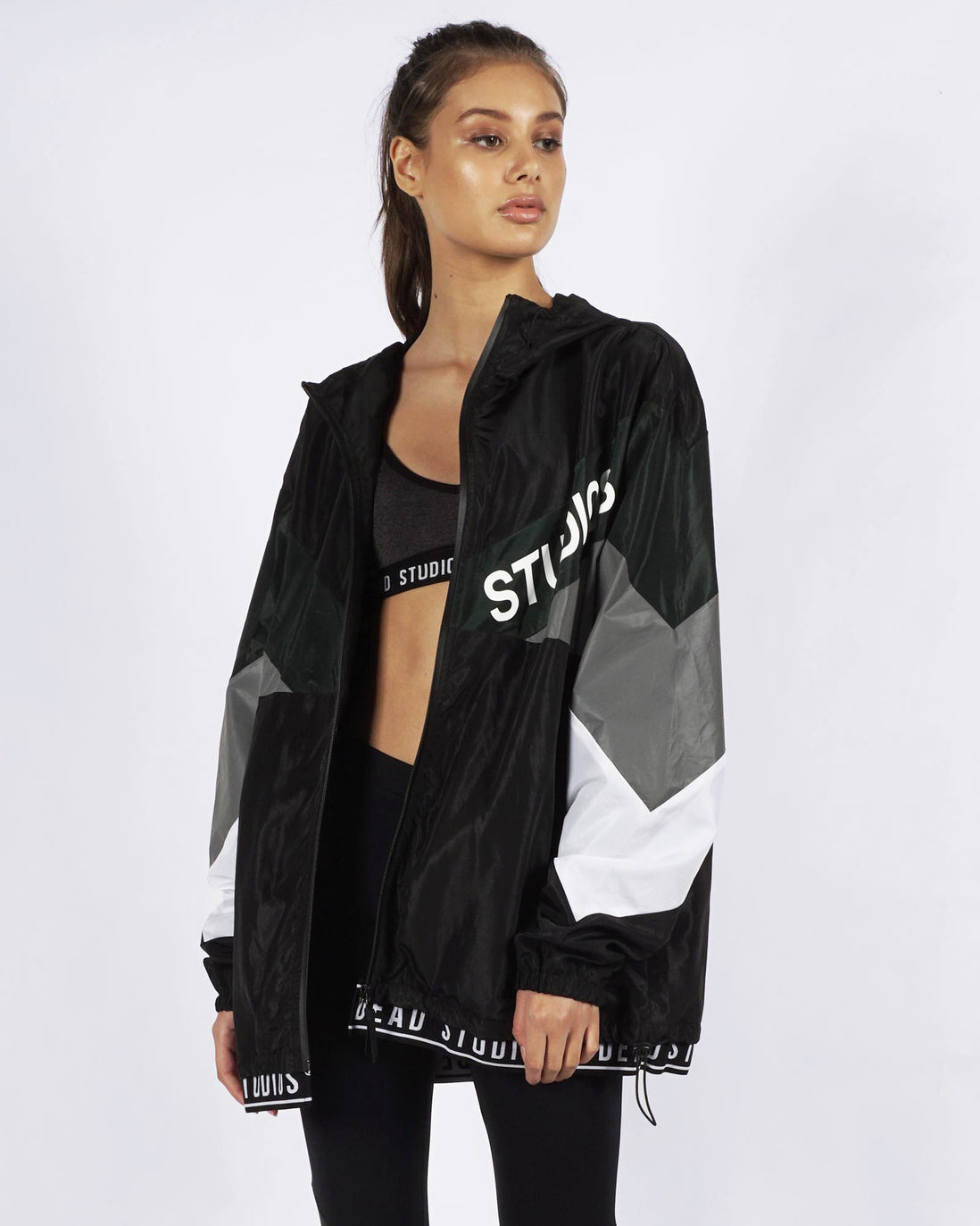 TRI COLOUR RUNNER JACKET - BLACK/OLIVE