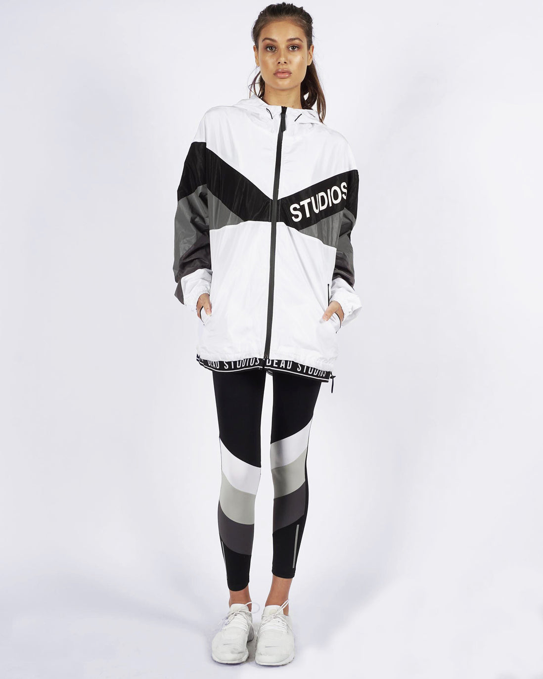 TRI COLOUR RUNNER JACKET - WHITE/BLACK