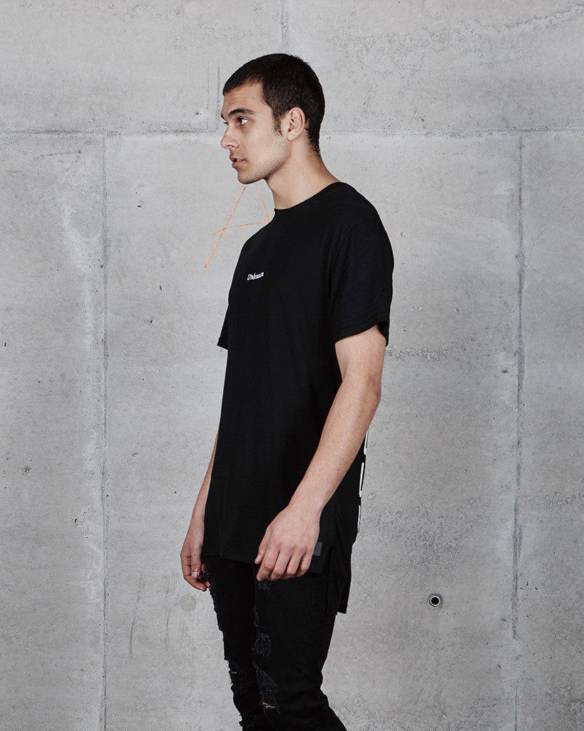 UNKNOWN TEE - BLACK