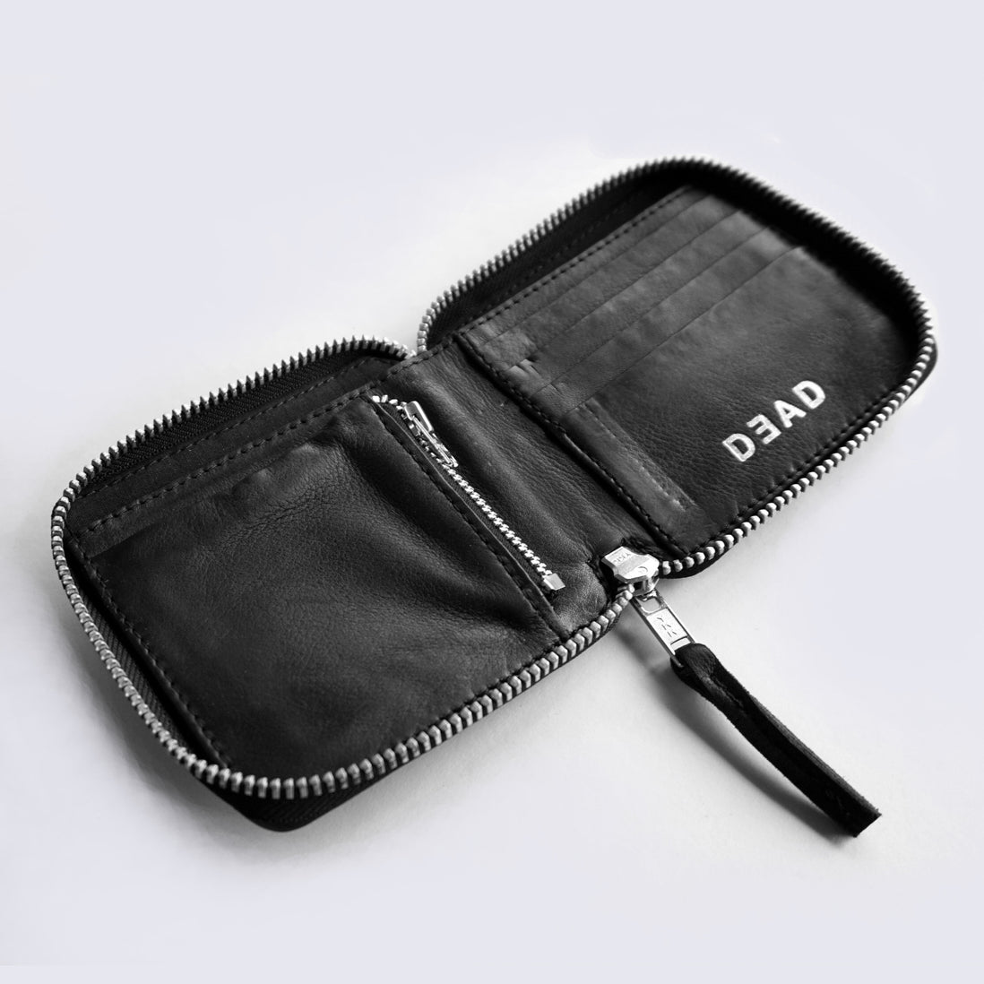 LEATHER ZIP WALLET