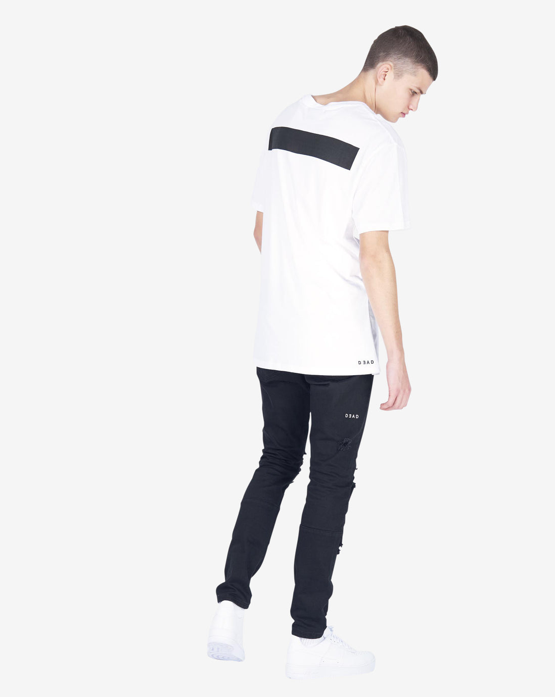 CORE BADGE TEE - WHITE