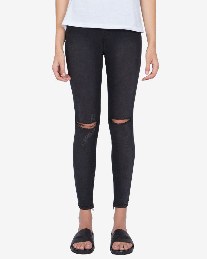 SKINNY AND HIGH JEAN - WASHED BLACK
