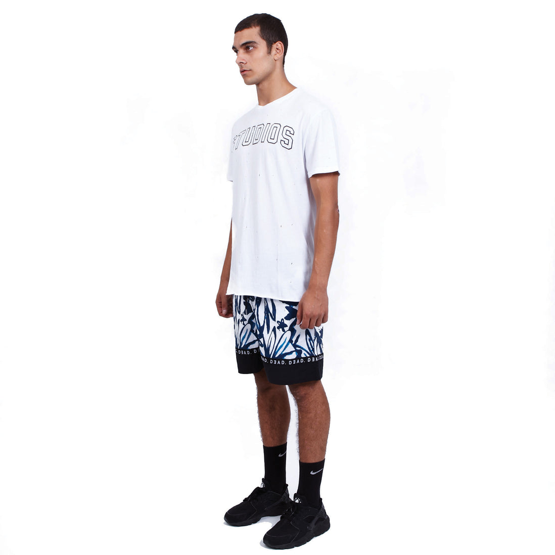 OUTLINE LOGO TEE